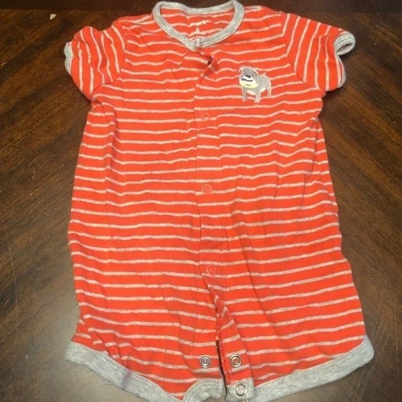 2 Carter’s Size 6 Month Rompers - Picture 5 of 8